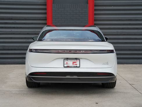 Used 2023 Lucid Air Touring AWD/4WD image 11