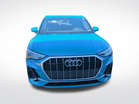 Used 2020 Audi Q3 2.0T Premium Plus AWD/4WD image 2