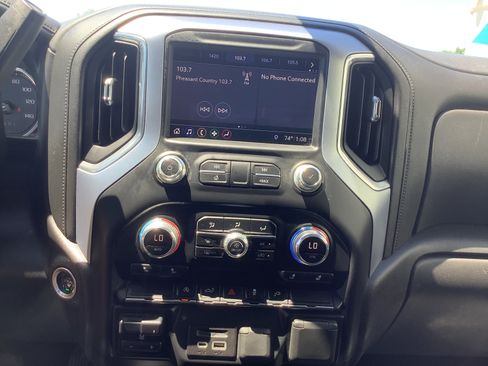 Used 2019 GMC Sierra 1500 SLT AWD/4WD image 16