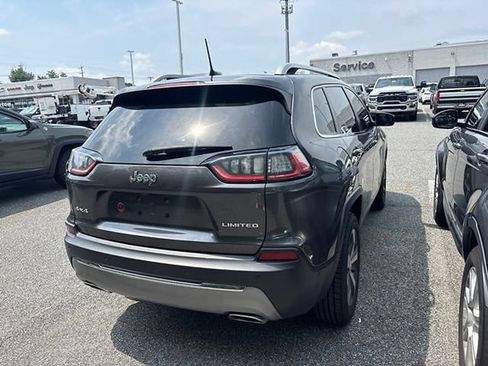 Used 2021 Jeep Cherokee Limited w/ Elite Package AWD/4WD image 15