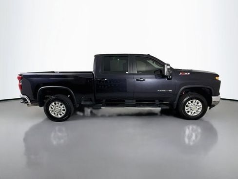 Used 2024 Chevrolet Silverado 2500 LT w/ Convenience Package AWD/4WD image 9