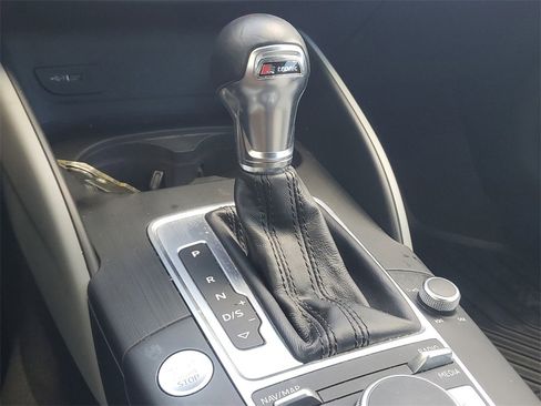 Used 2017 Audi A3 2.0T Premium image 34