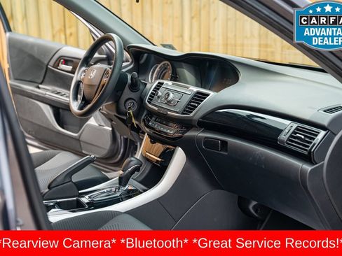 Used 2016 Honda Accord LX image 17