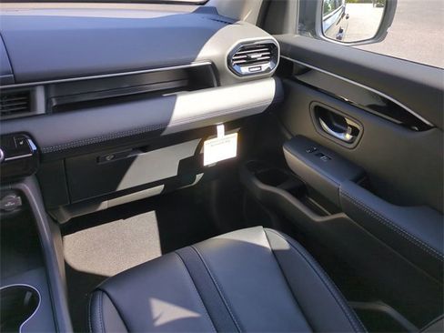 New 2025 Honda Pilot EX-L image 15