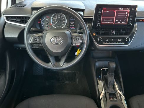 Used 2021 Toyota Corolla LE image 13