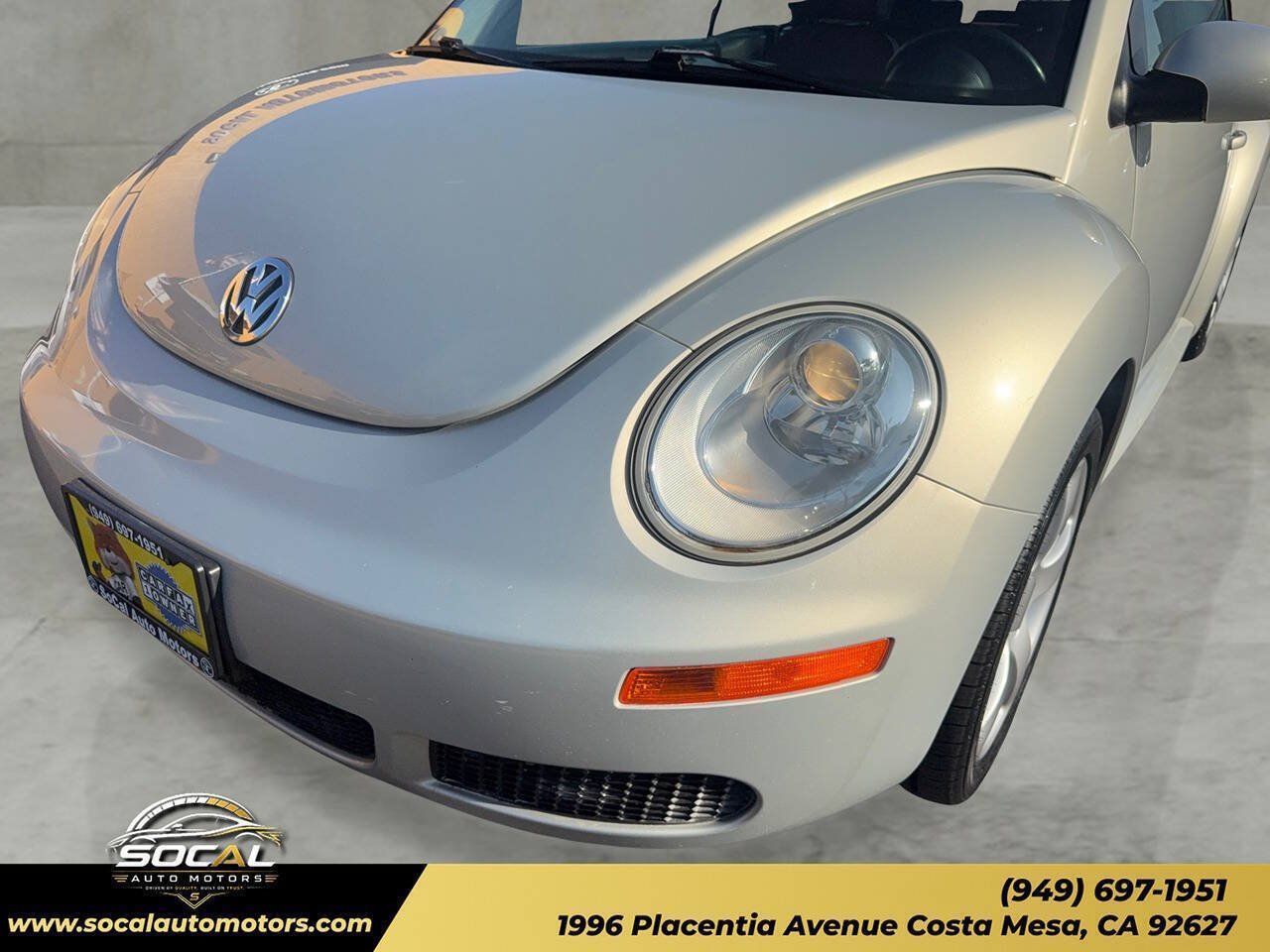 Used 2009 Volkswagen Beetle Blush FWD image 35