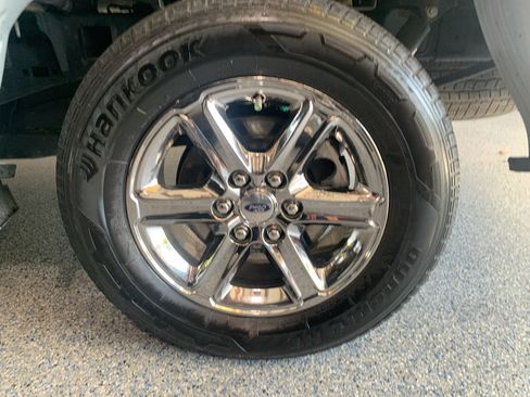 Used 2025 Ford F150 XLT w/ Equipment Group 301A Standard RWD image 29