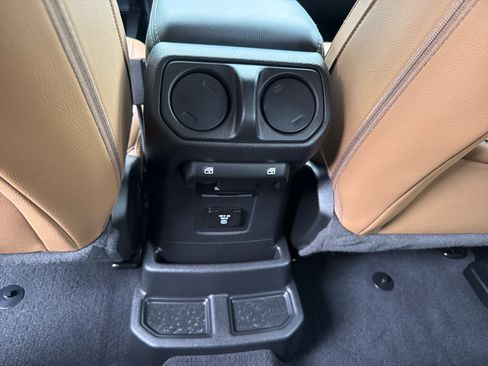 Used 2023 Jeep Wrangler Unlimited Sahara w/ Cold Weather Group AWD/4WD image 12