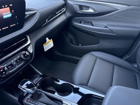 New 2026 Buick Envista Sport Touring w/ Convenience II Package FWD image 18
