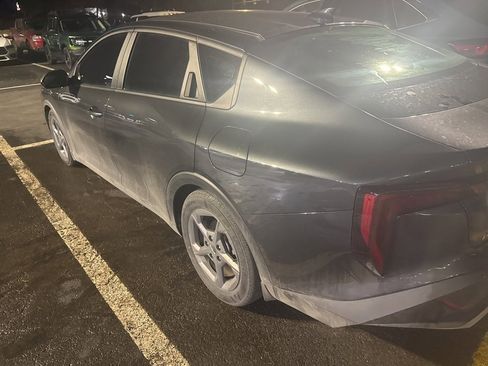 Used 2025 Kia K4 LXS image 6