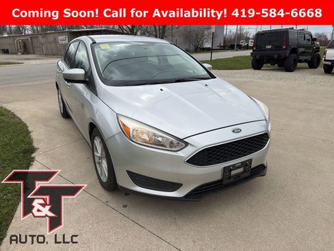 Used 2018 Ford Focus SE image 1