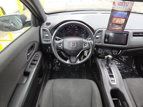 Used 2019 Honda HR-V Sport image 21