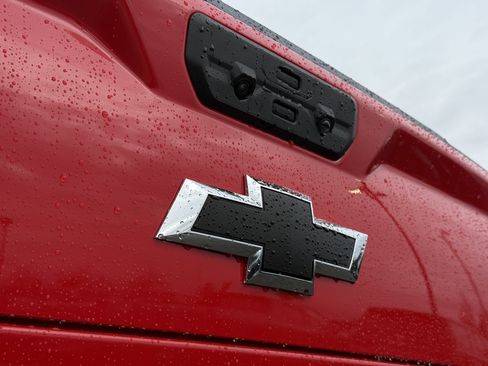 New 2026 Chevrolet Silverado 1500 ZR2 w/ LPO, Dark Essentials Package image 41