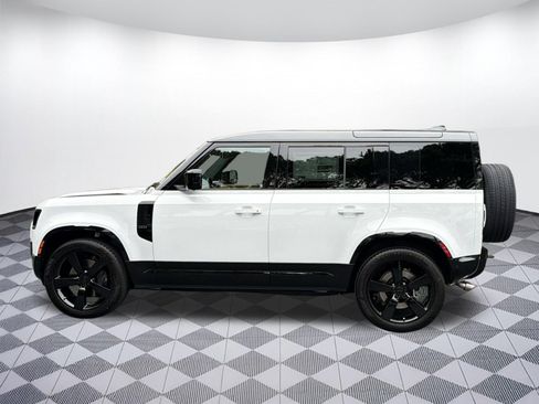 New 2026 Land Rover Defender 110 X-Dynamic SE AWD/4WD image 2