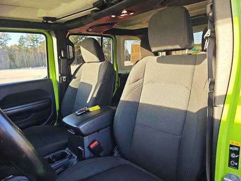 Used 2021 Jeep Wrangler Unlimited Sport image 21