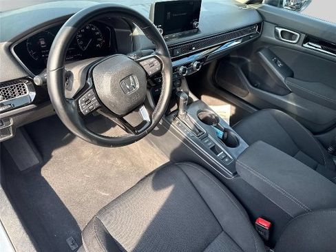 Used 2023 Honda Civic EX image 10