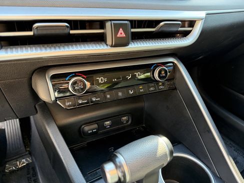 Used 2021 Kia K5 LXS image 13