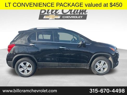 Used 2017 Chevrolet Trax LT w/ LT Convenience Package image 3