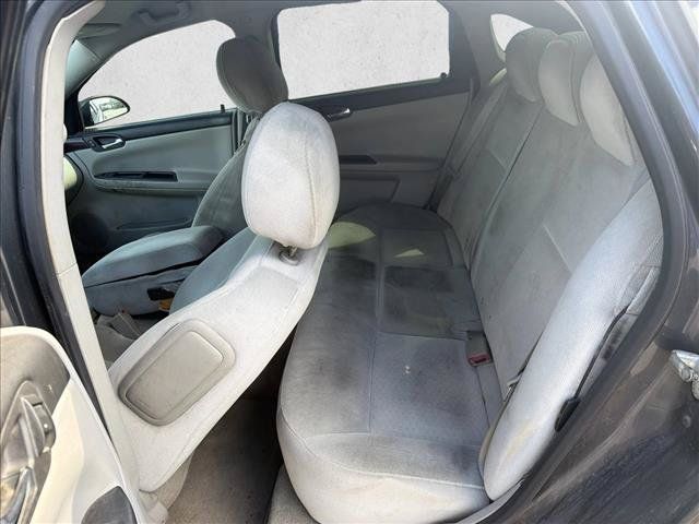 Used 2010 Chevrolet Impala LT FWD image 15