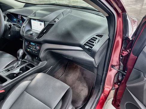 Used 2019 Ford Escape SE FWD image 28