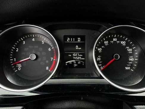 Used 2016 Volkswagen Jetta Sport image 13