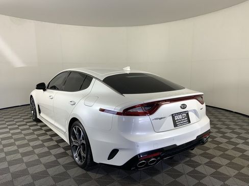 Used 2018 Kia Stinger GT image 7