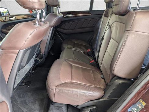 Used 2015 Mercedes-Benz GL 450 4MATIC image 17