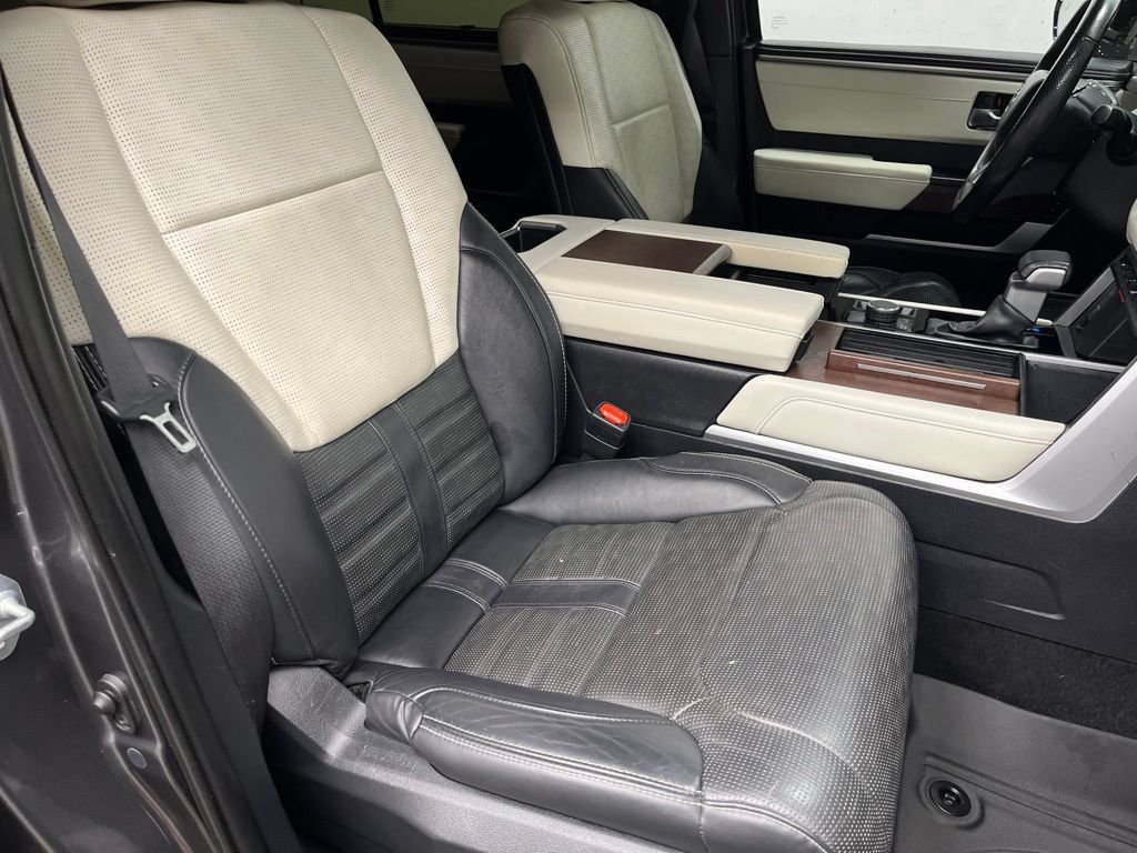 Used 2024 Toyota Sequoia Capstone AWD/4WD image 24