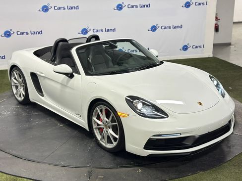 Used 2018 Porsche 718 Boxster GTS RWD image 9