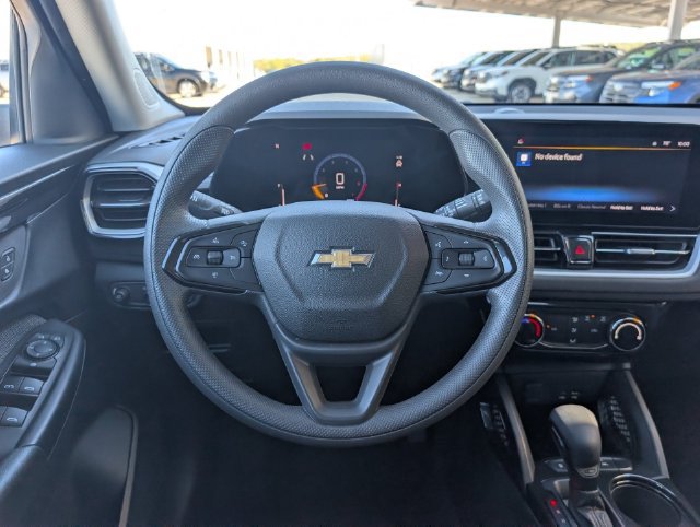 Used 2025 Chevrolet TrailBlazer LT FWD image 22