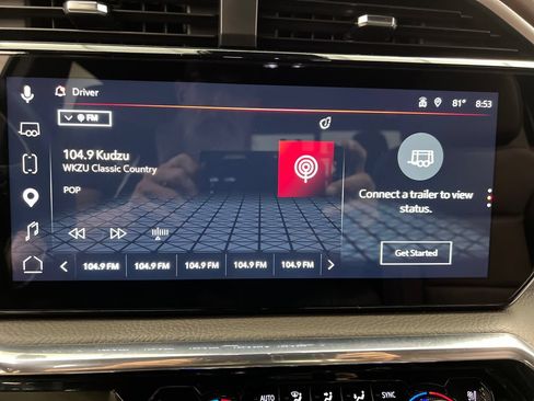 Used 2025 GMC Sierra 1500 Denali w/ Technology Package AWD/4WD image 59