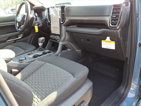 New 2025 Ford Ranger XLT w/ Equipment Group 301A High image 9