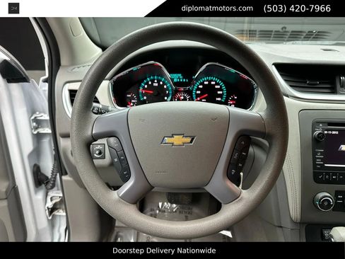 Used 2017 Chevrolet Traverse LS AWD/4WD image 27