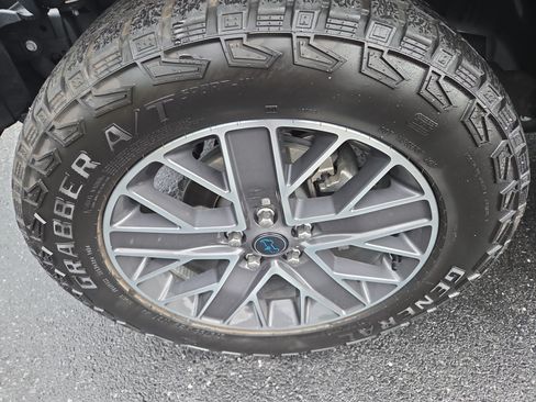 Used 2024 Jeep Wrangler High Altitude AWD/4WD image 13