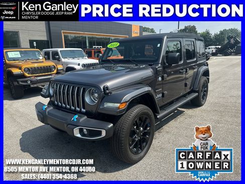 Certified 2023 Jeep Wrangler Unlimited Sahara AWD/4WD image 3