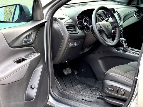 Used 2024 Chevrolet Equinox RS image 11