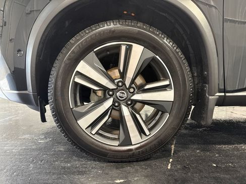 Used 2021 Nissan Rogue Platinum AWD/4WD image 6