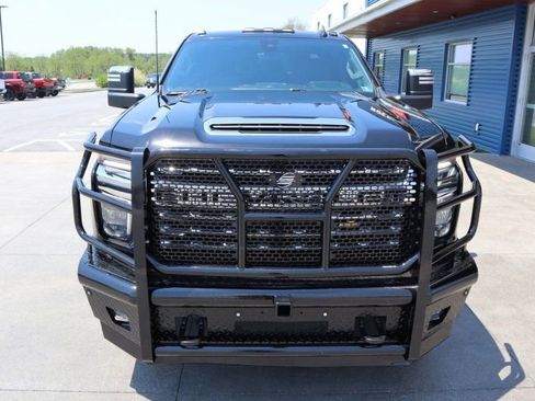 Used 2021 Chevrolet Silverado 3500 LTZ w/ LTZ Plus Package AWD/4WD image 4