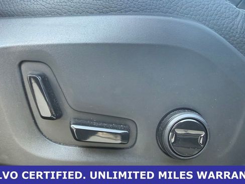 Certified 2025 Volvo XC60 B5 Plus AWD/4WD image 11