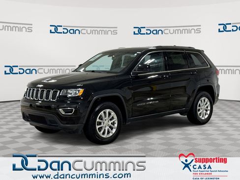 Used 2021 Jeep Grand Cherokee Laredo w/ Security & Convenience Group AWD/4WD image 1