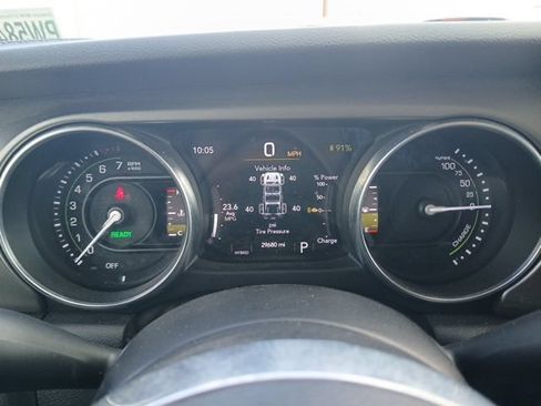 Used 2023 Jeep Wrangler Unlimited Rubicon 4xe AWD/4WD image 20