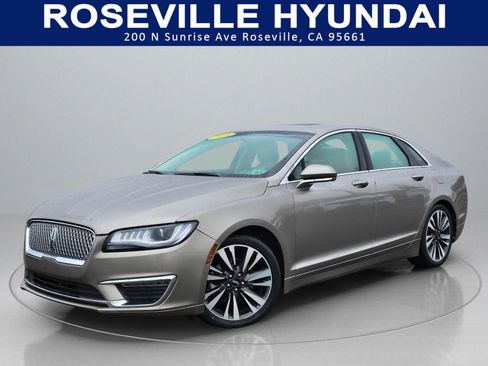 Used 2018 Lincoln MKZ Reserve image 1