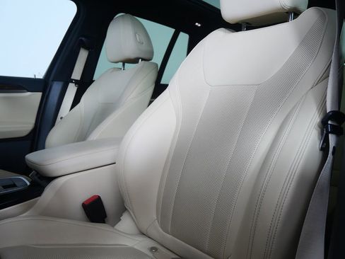 Used 2022 BMW X3 sDrive30i w/ Premium Package 2 (ZPA) image 10