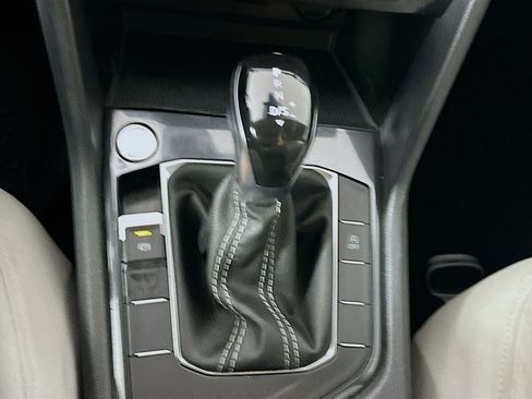 Used 2024 Volkswagen Tiguan S image 24