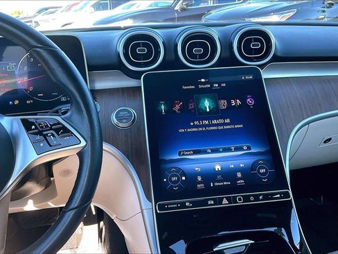 Used 2024 Mercedes-Benz C 300 4MATIC Sedan image 16