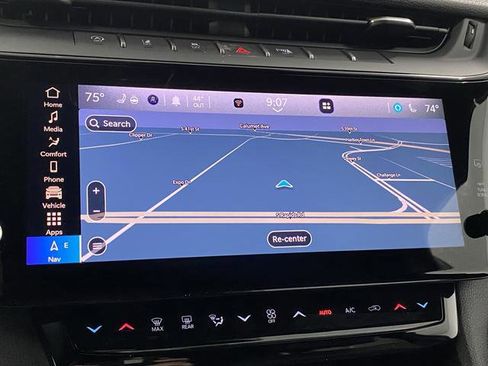 New 2026 Jeep Grand Cherokee Altitude image 10