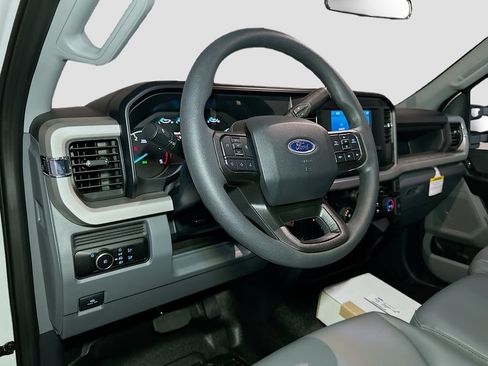 New 2026 Ford F350 XL w/ XL Chrome Package AWD/4WD image 6
