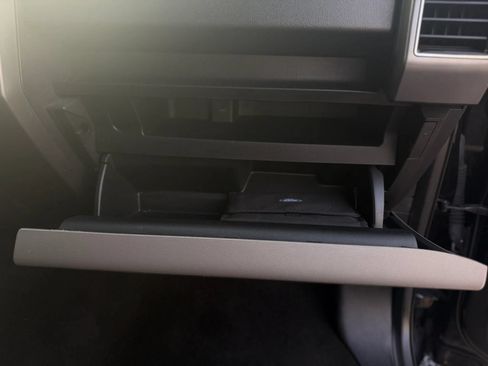 Used 2020 Ford F150 XLT RWD image 12