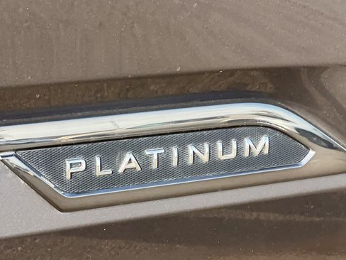 Used 2025 Toyota Sequoia Platinum AWD/4WD image 24