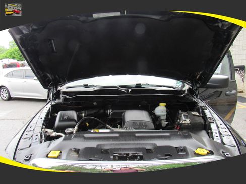 Used 2020 RAM 1500 Tradesman w/ Tradesman SXT Package RWD image 19